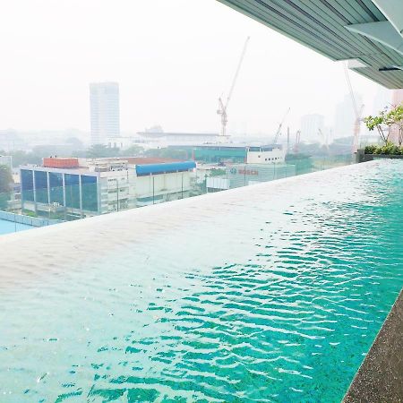 5-Star Apartment + Infinity Pool, 4 Pax, 1 Min To Jaya One Petaling Jaya Esterno foto